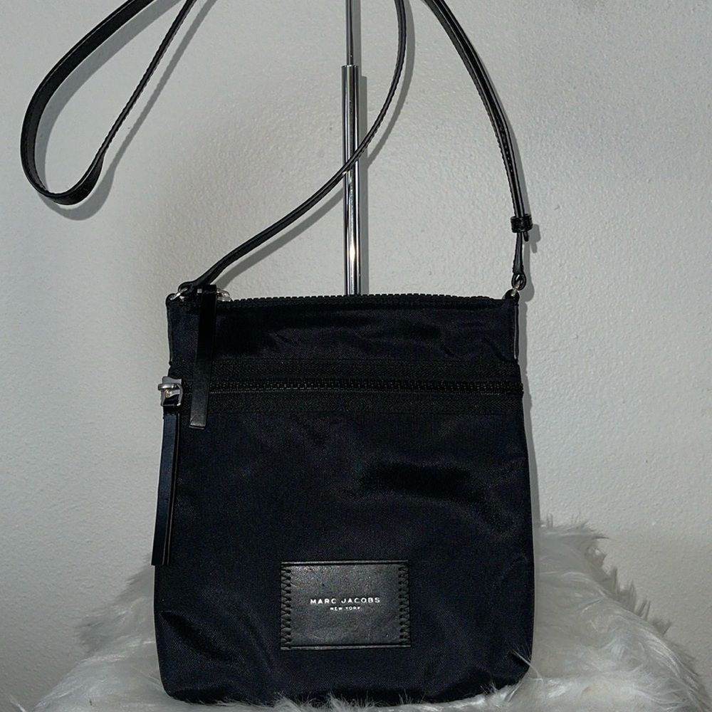 Marc Jacobs North South Nylon crossbody bag. Excellent barely used condition.